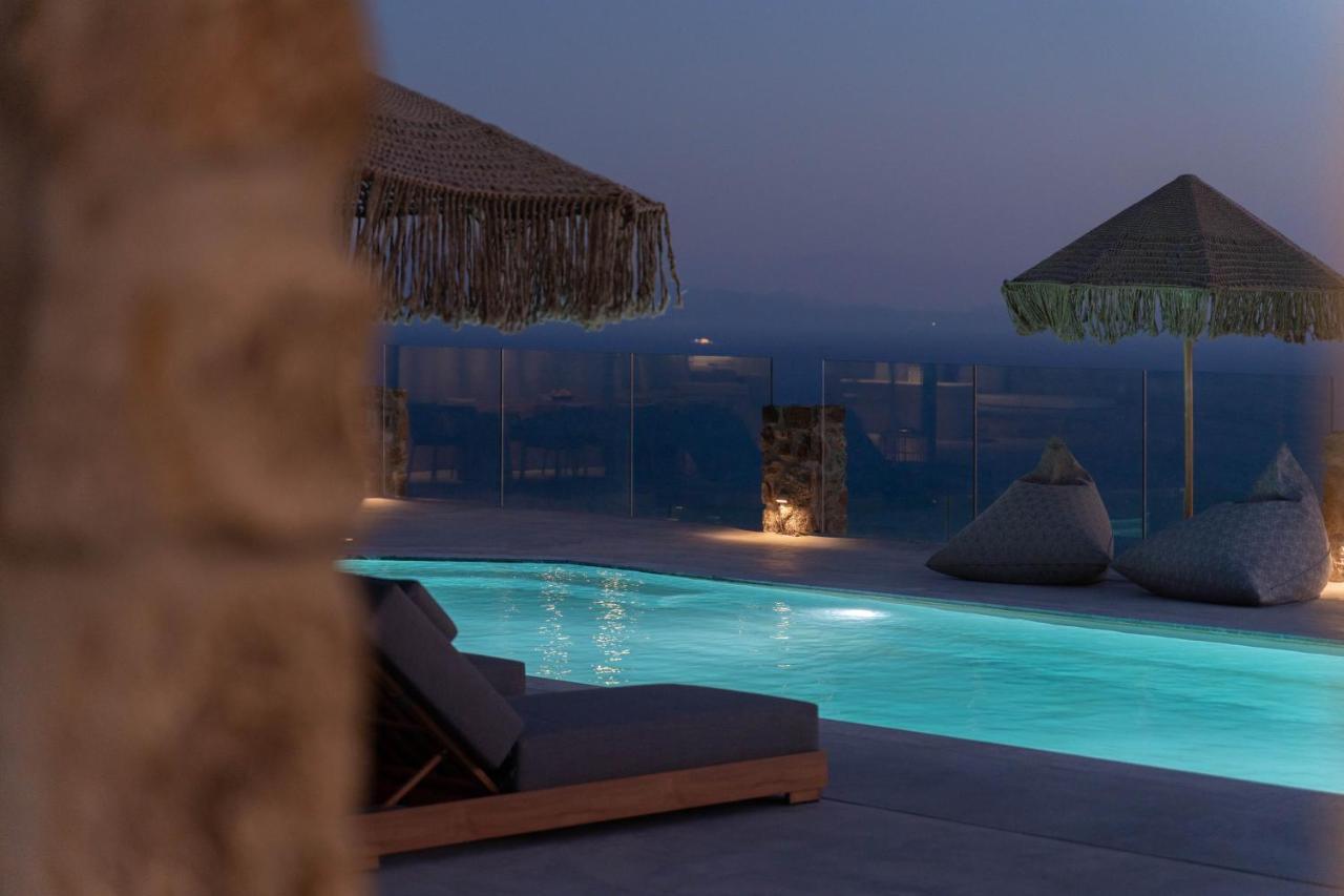 Makani Suites Ano Mera Buitenkant foto