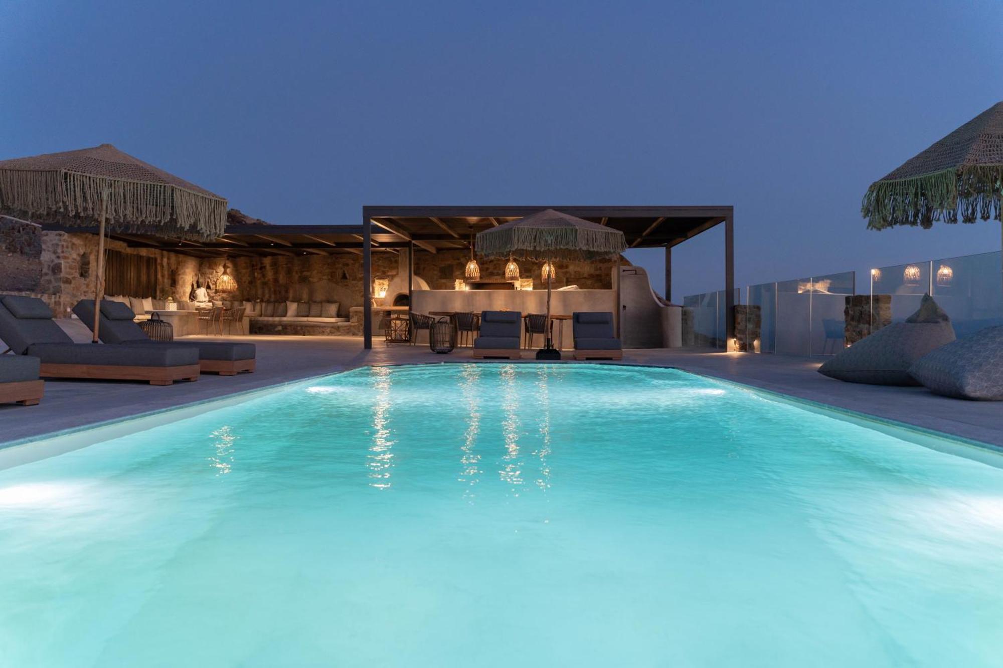 Makani Suites Ano Mera Buitenkant foto